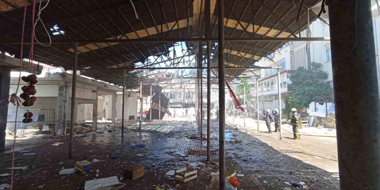 Ordu’da Yıkımı Süren İşyerinde Çıkan Yangın Söndürüldü