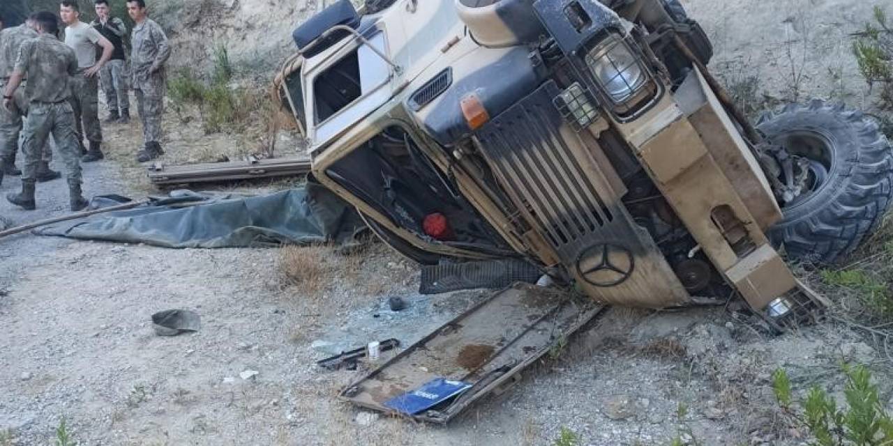 Hatay’da Askeri Araç Devrildi: 4 Yaralı