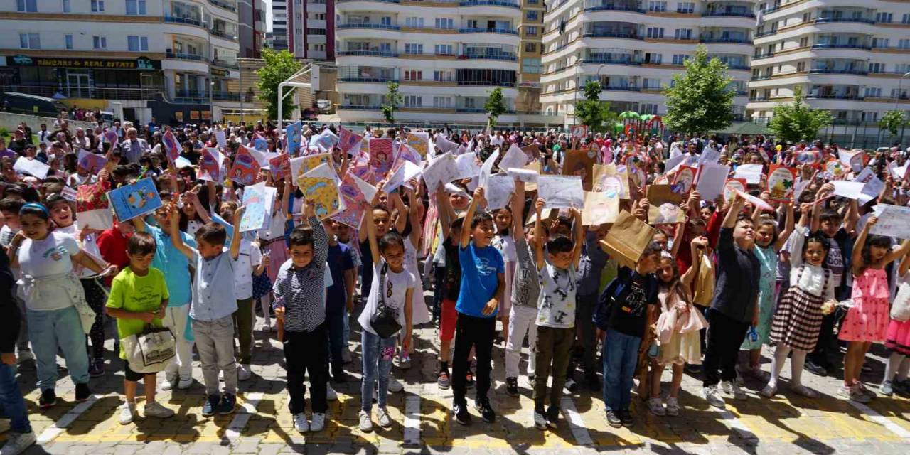 Kastamonu’da 58 Bin Öğrenci Karnesini Aldı