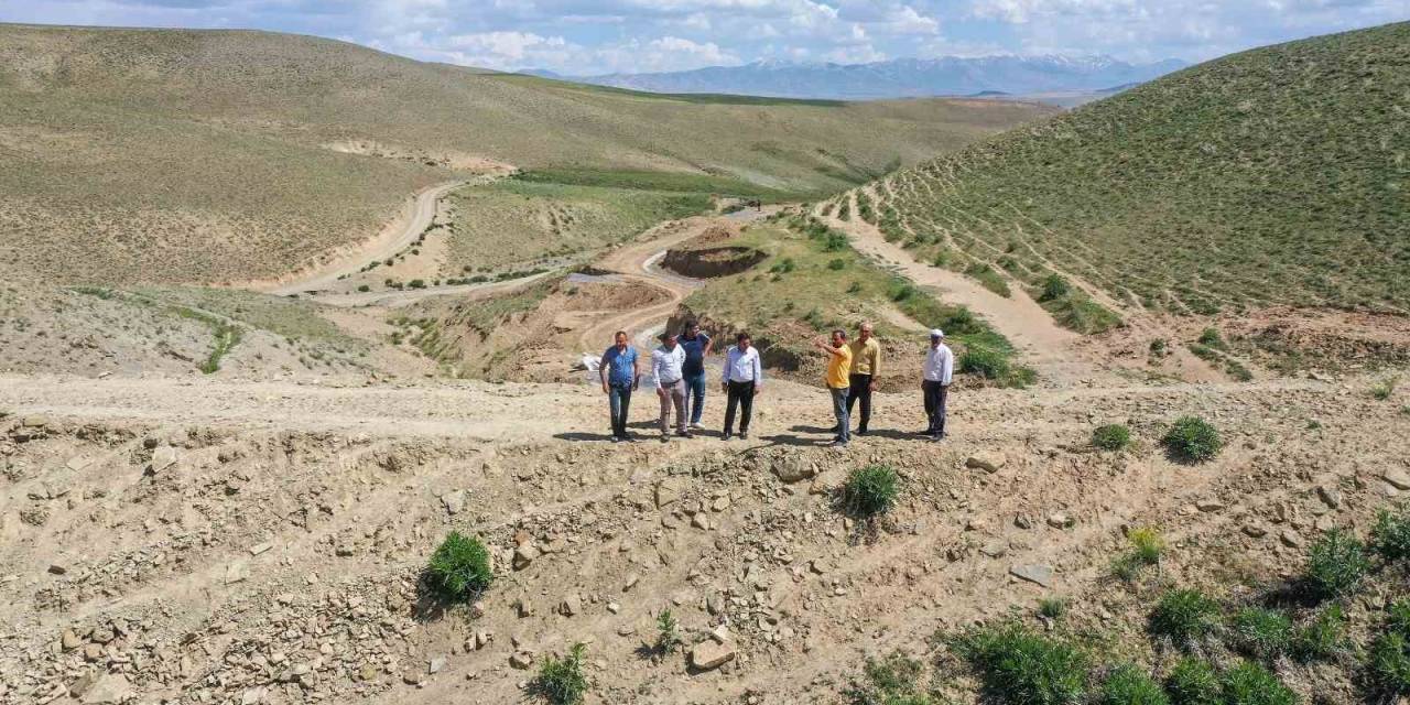 Van’da 150 Hektarlık Alan Suya Kavuşturuldu