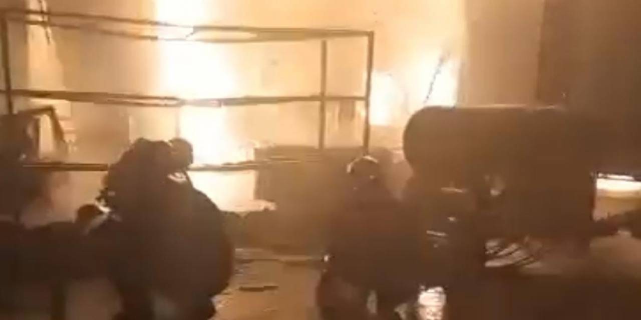 Şanlıurfa’da Tekstil Fabrikasında Yangın