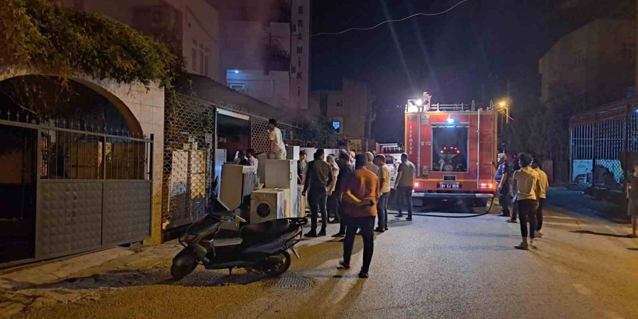 Beyaz Eşya Dükkanında Çıkan Yangın Büyümeden Söndürüldü