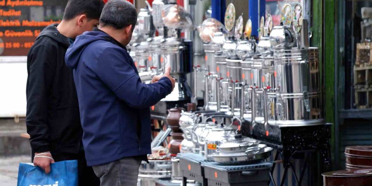 Kavaflar Çarşısı’nda Yaz Beklentisi