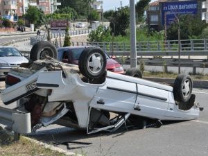 Sinop’ta Otomobil Takla Attı: 1 Yaralı