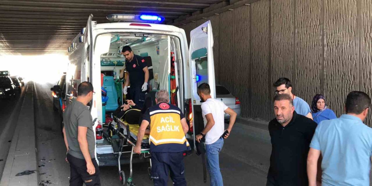 Elazığ’da Otomobil İle Motosiklet Çarpıştı: 1 Yaralı