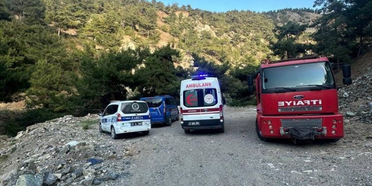 Hatay’da Gölete Giren Çocuk Boğuldu
