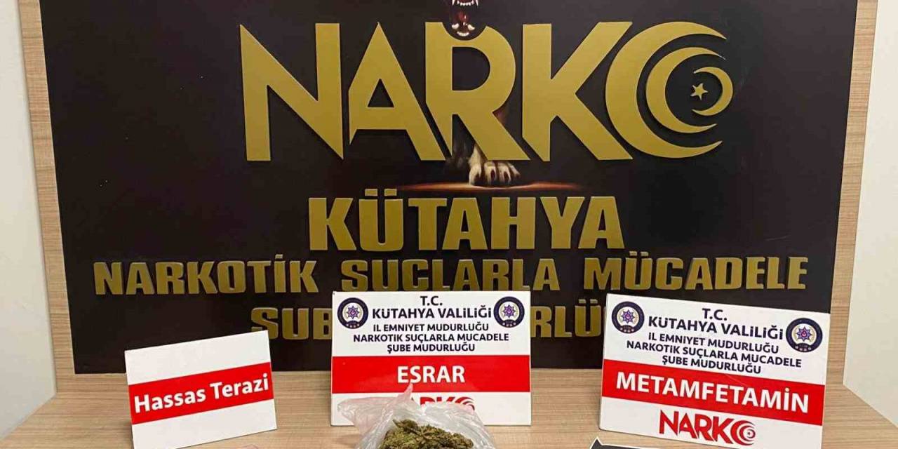 Araçta Silah Ve Uyuşturucu İle Yakalanan 2 Şüpheli Tutuklandı