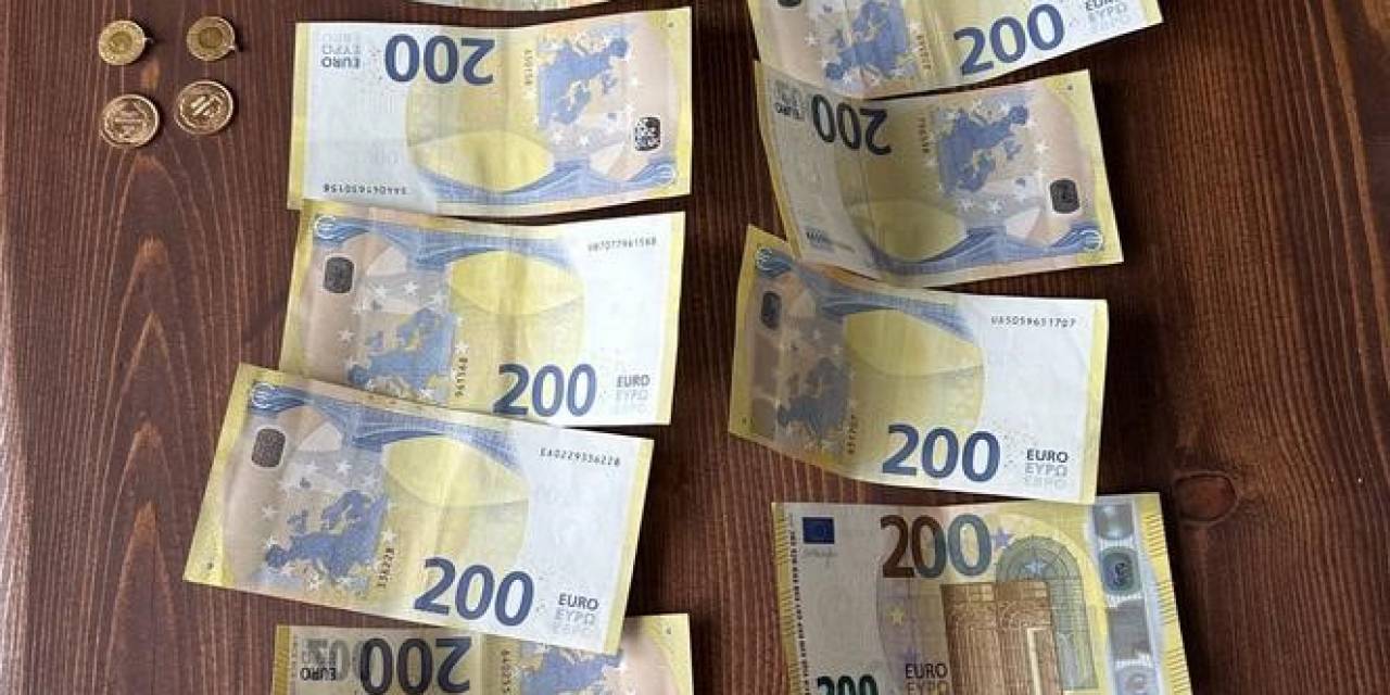 Tkp/kıvılcım Terör Örgütüne Operasyon;3 Gözaltı