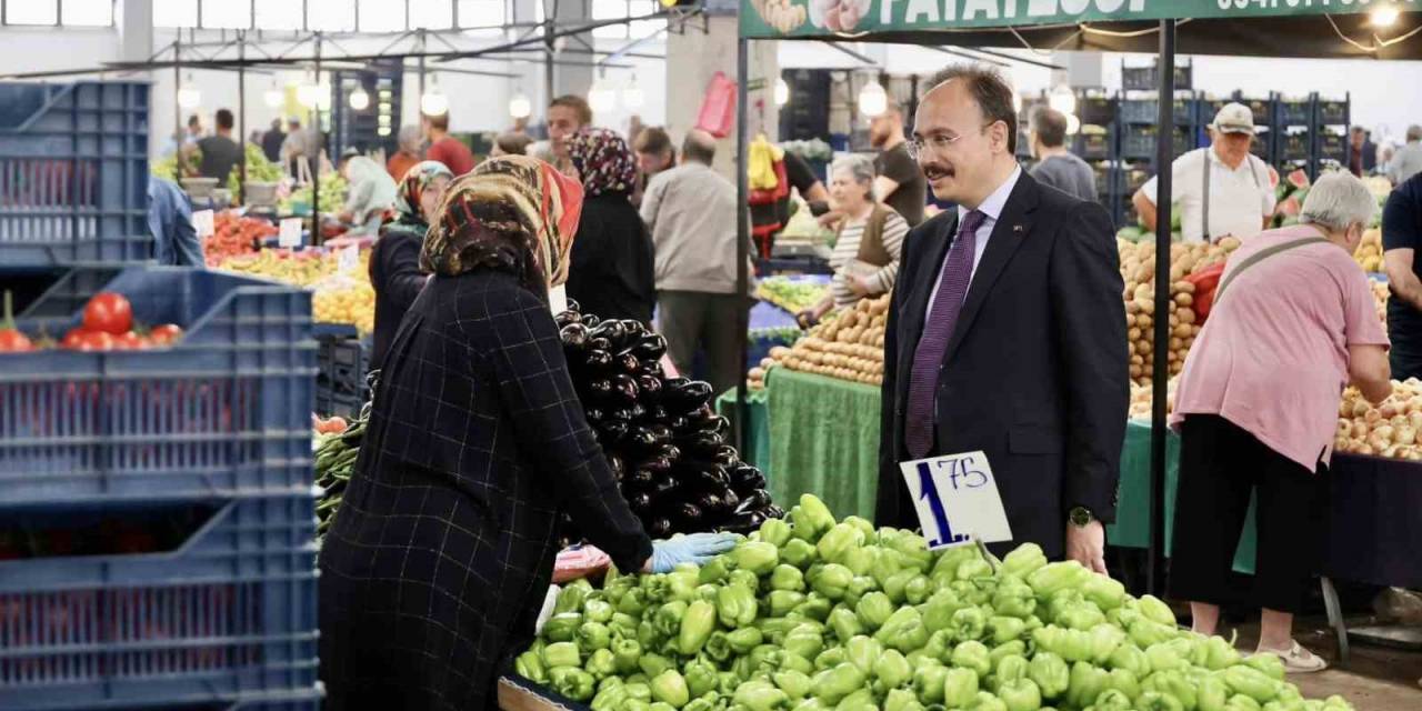 Vali Kızılkaya, Pazarda Vatandaşlar İle Bir Araya Geldi