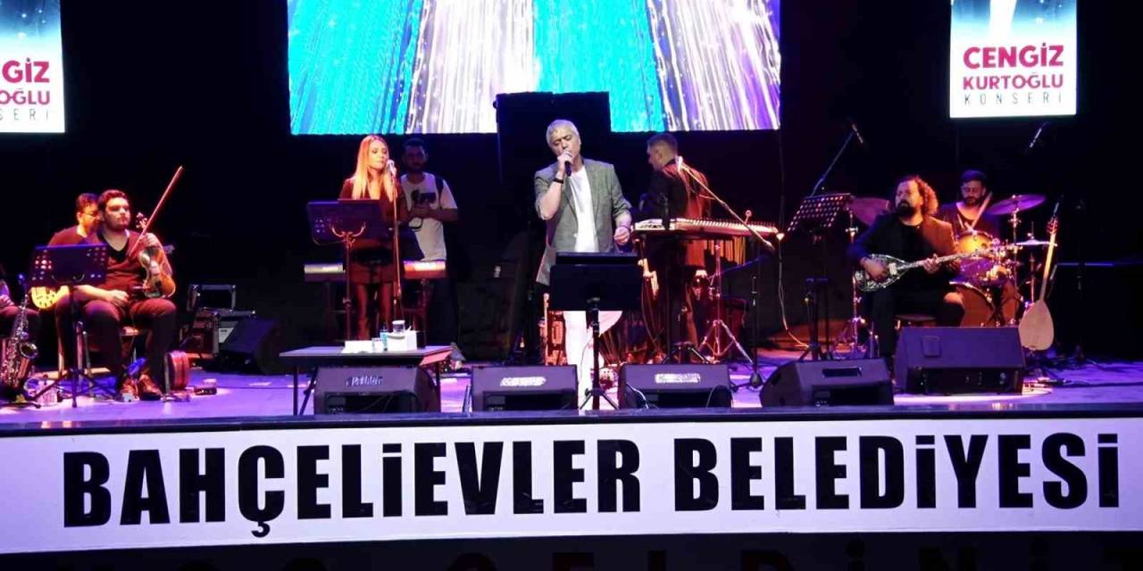 Bahçelievler’de Babalar Günü Nedeniyle Cengiz Kurtoğlu Rüzgarı Esti