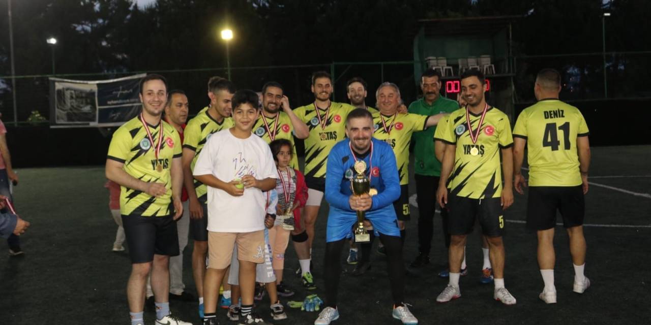 Sağlık Çalışanları Turnuvada Ter Döktü