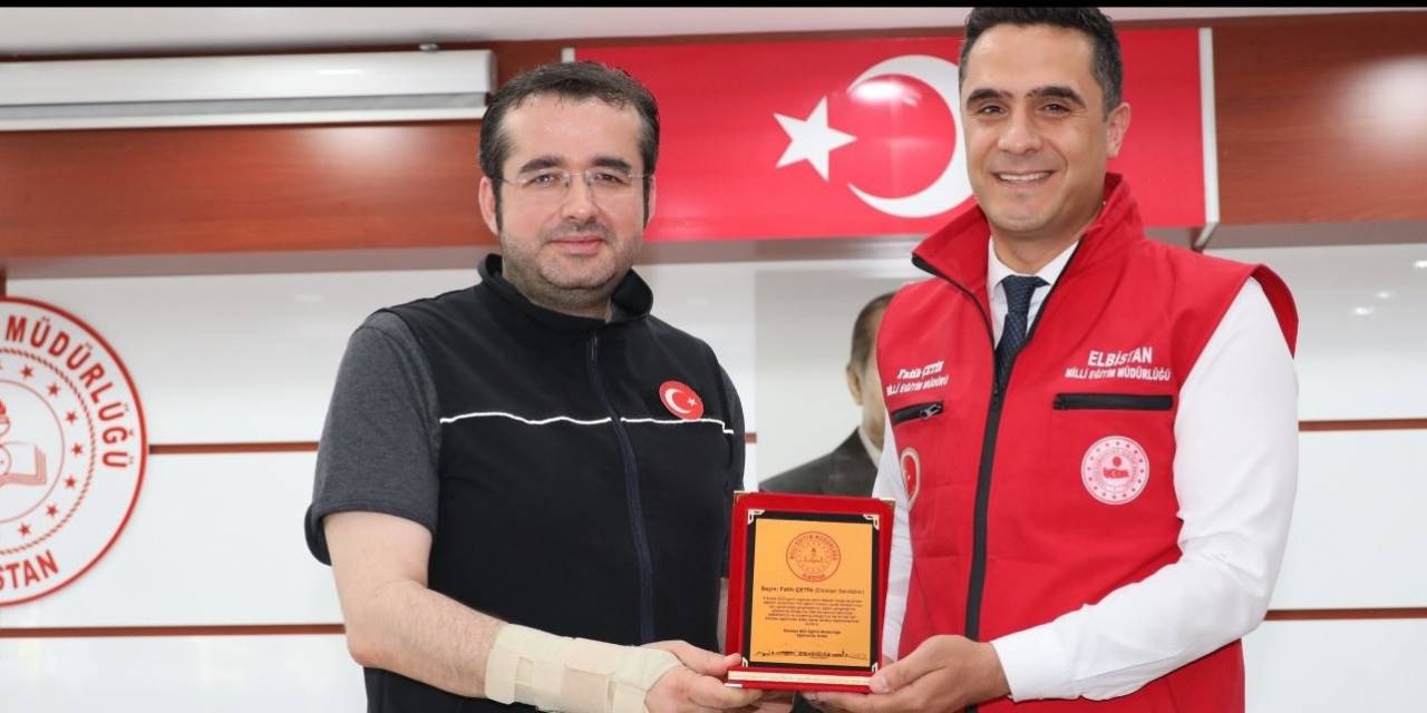 Eğitim Neferlerine Başarı Ve Üstün Gayret Belgesi