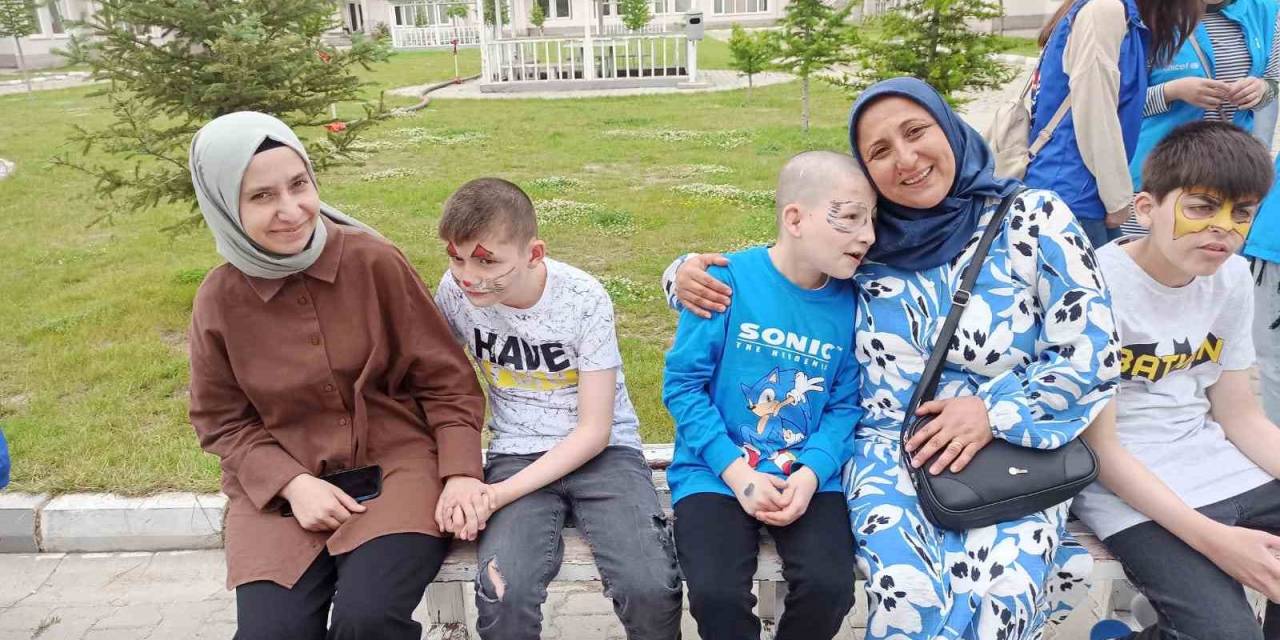 Gençlik Ve Spor İl Müdürlüğü Otizmli Çocuklar İçin Harekete Geçti