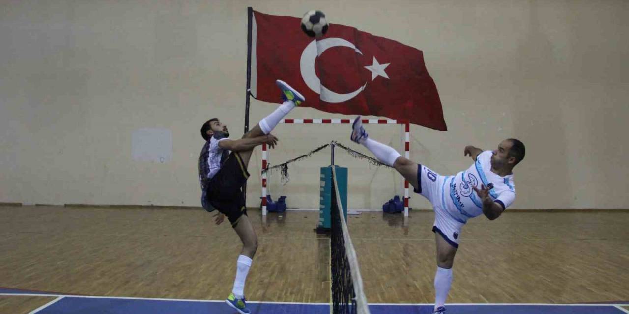 Solhan Ayak Tenisi Takımı, Üçüncü Kez Türkiye Şampiyonu Olmayı Hedefliyor