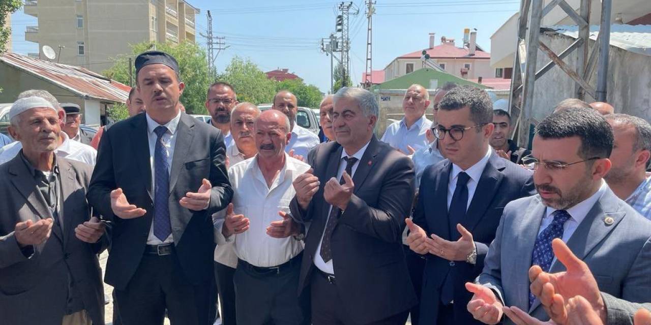 Kağızman’da Doğalgaz İçin İlk Kazma Vuruldu