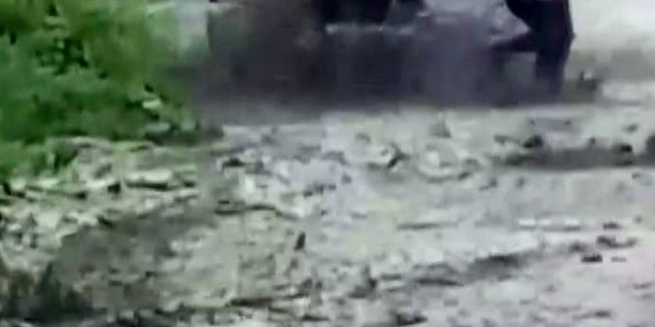 Şiddetli Yağmur, Turistik İlçe Sapanca’yı Sular Altında Bıraktı