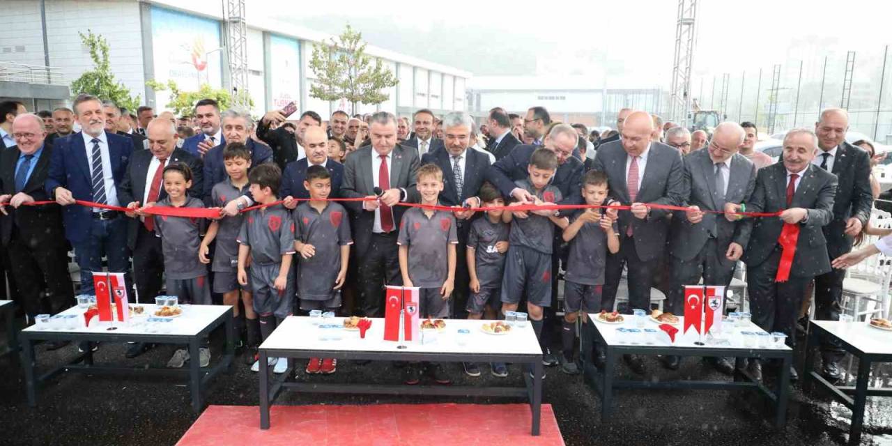 Samsunspor’un Altyapı Tesisleri Bakan Bak’ın Katılımı İle Açıldı