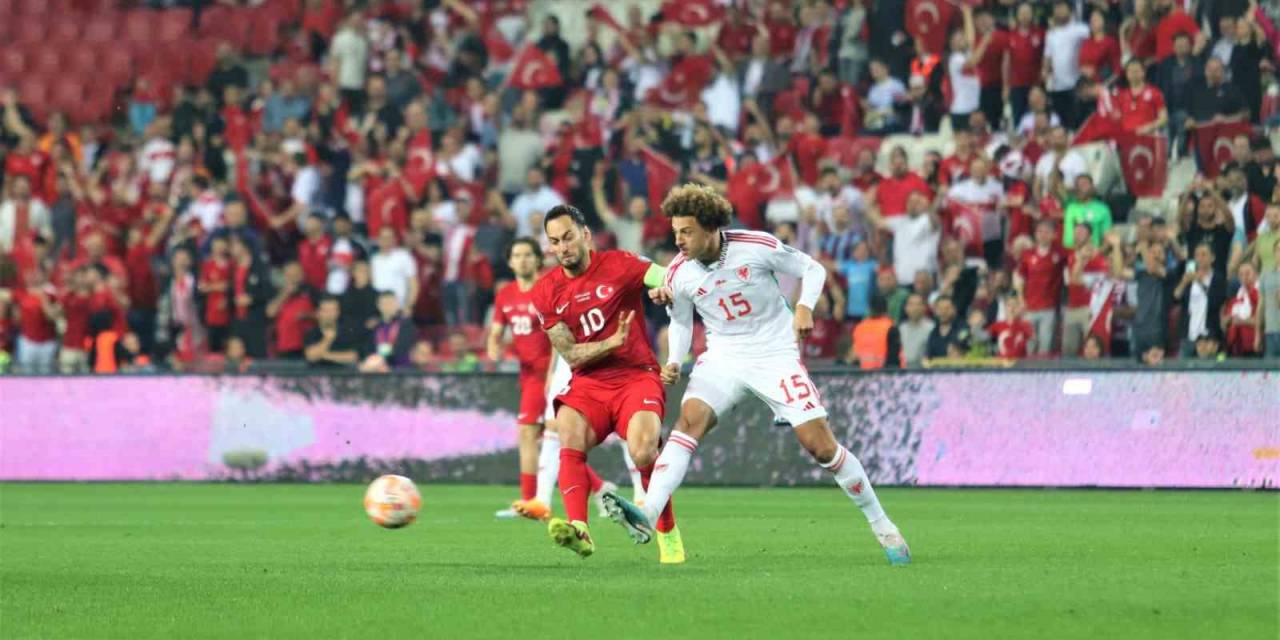 Euro 2024 Avrupa Şampiyonası Elemeleri: Türkiye: 0 - Galler: 0 (ilk Yarı)
