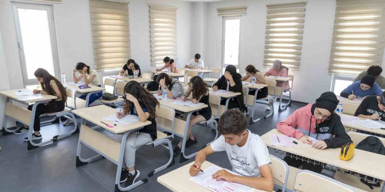 Mersin’deki Kurs Merkezlerine Yks Hazırlık Ön Kayıtları Başladı