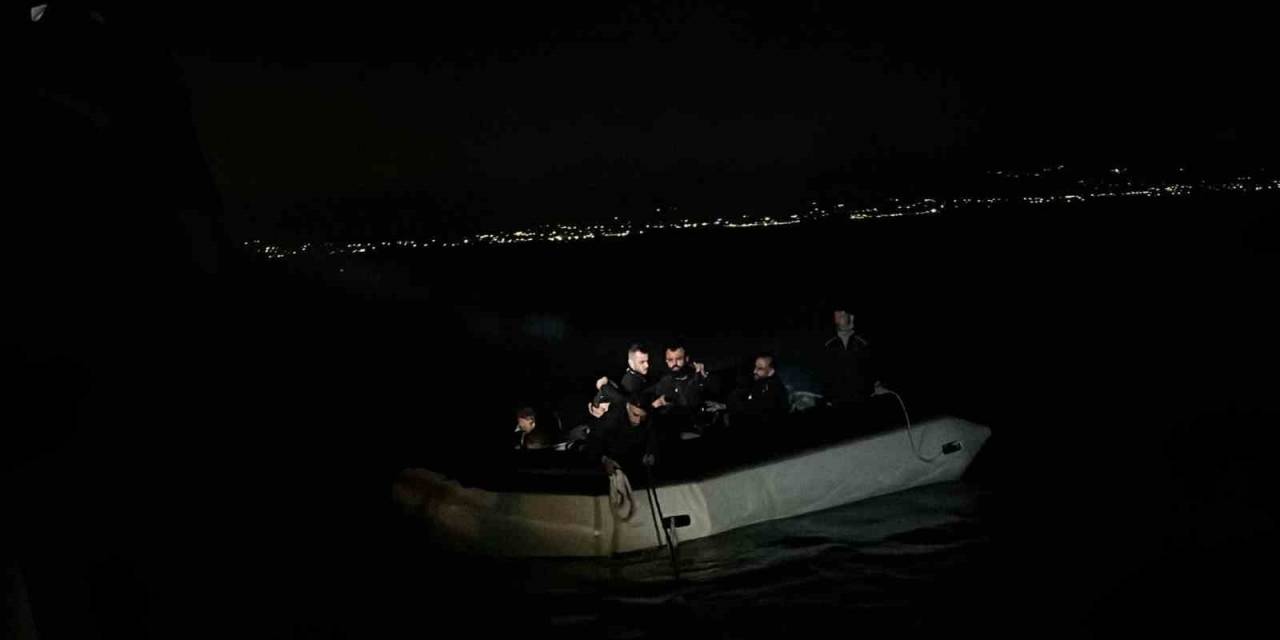 19 Düzensiz Göçmen Kurtarıldı, 27’si Yakalandı