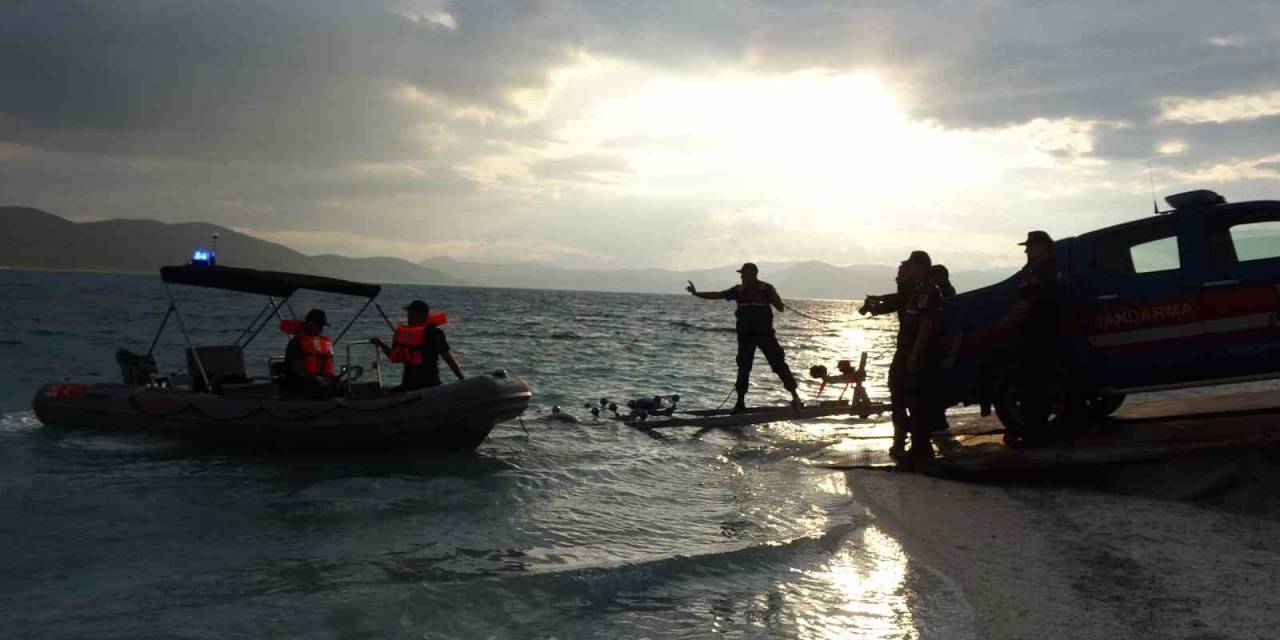 Salda Gölü’nün Güvenliği Karada 8x8 Amfibik Utv’ler, Gölde Elektrikli Amfibi Botlar İle Sağlanıyor