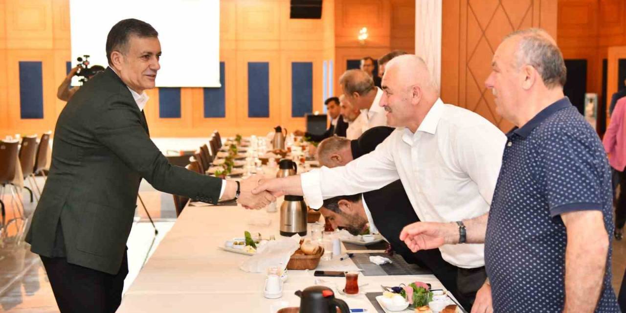Mahallelerin İstekleri Masaya Yatırıldı