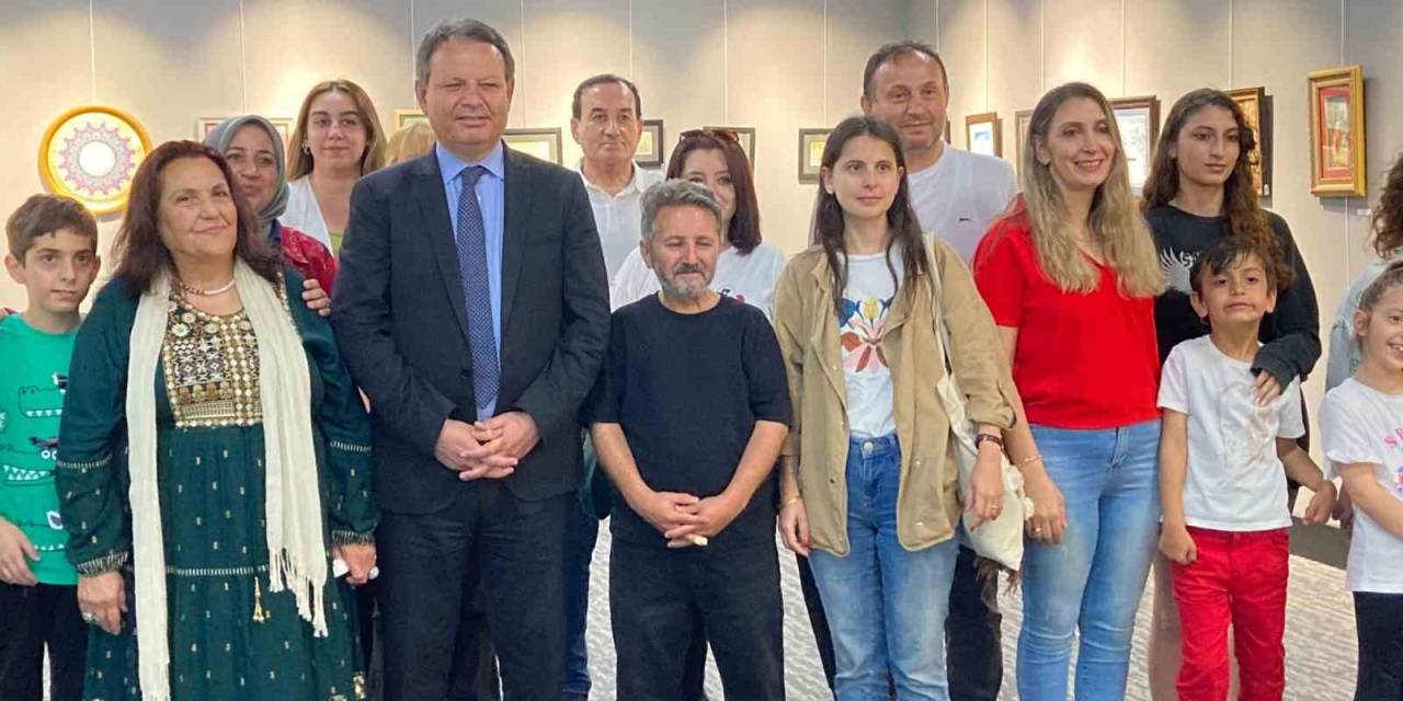 Ebru, Minyatür Ve  Tezhip Üzerine “3 Sanatçı” Karma Sergisi Ankaralı Sanatseverlerin Beğenisine Sunuldu