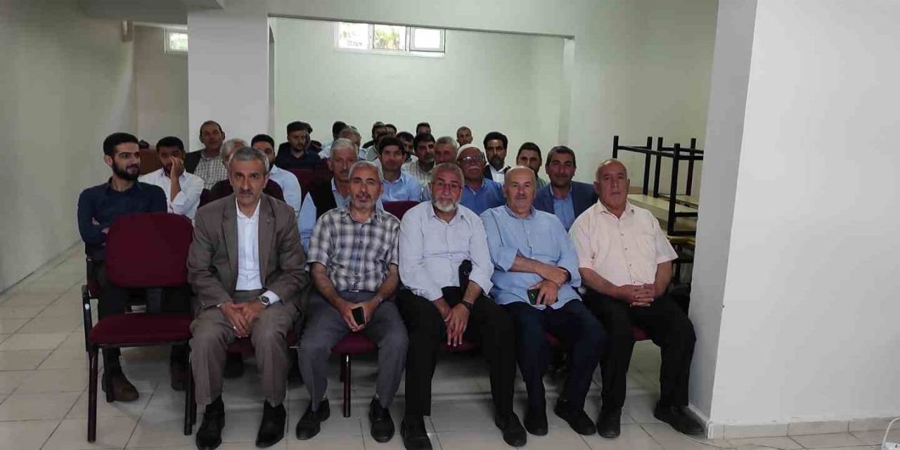 Elazığ’da  İmam Hatip Ve Müezzin Kayyımlarına Seminer