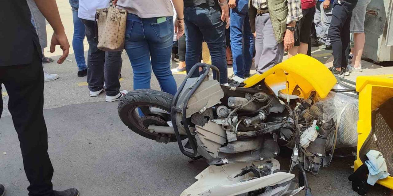 Motosikletle Çarpışan Otomobil Sürücüsü Kaza Yerinden Kaçtı