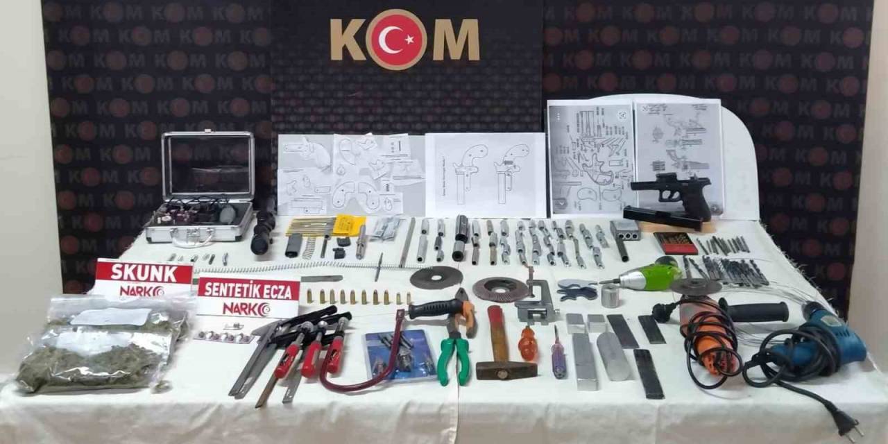 Balıkesir’de Kom’dan ‘kukla’ Operasyonu: 2 Gözaltı
