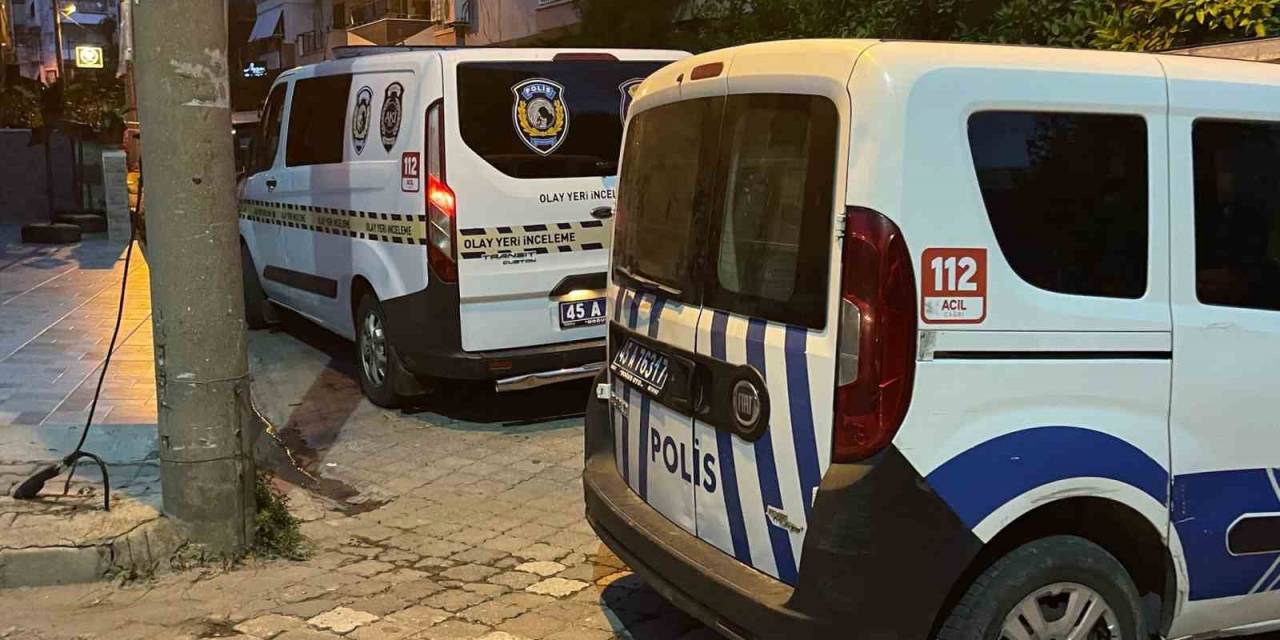 Turgutlu’da Kafede "sandalye" Kavgası Kanlı Bitti: 2 Yaralı