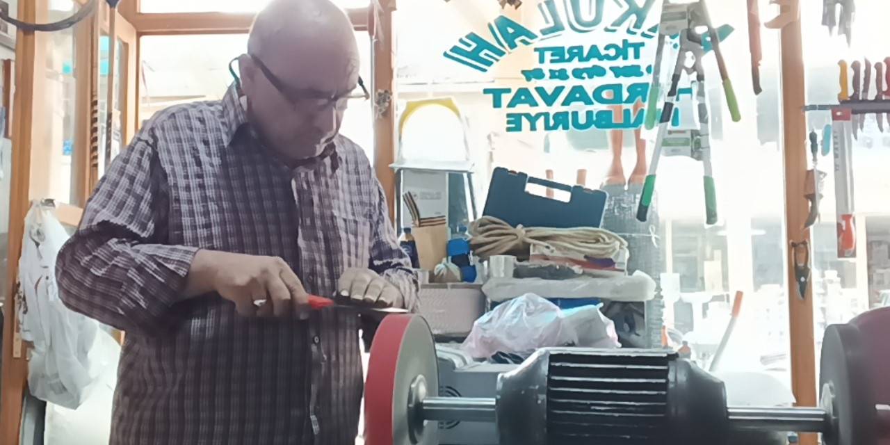 Kırşehir’de Bayram Öncesinde Bıçakçılardan Sesler Yükseliyor