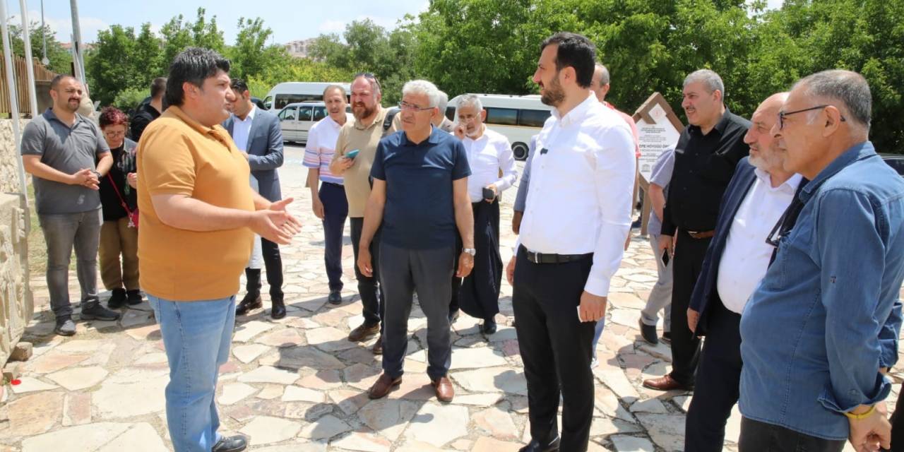 Başkan Güder: “ İlimizin Yeniden İnşasını Yaparken Projelerimizi Sürdüreceğiz”