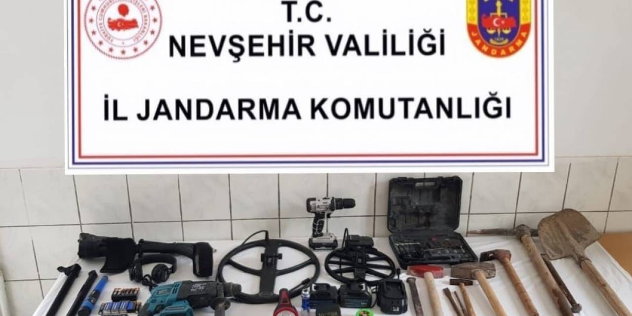 Kaçak Kazı Yapanlar Suçüstü Yakalandı