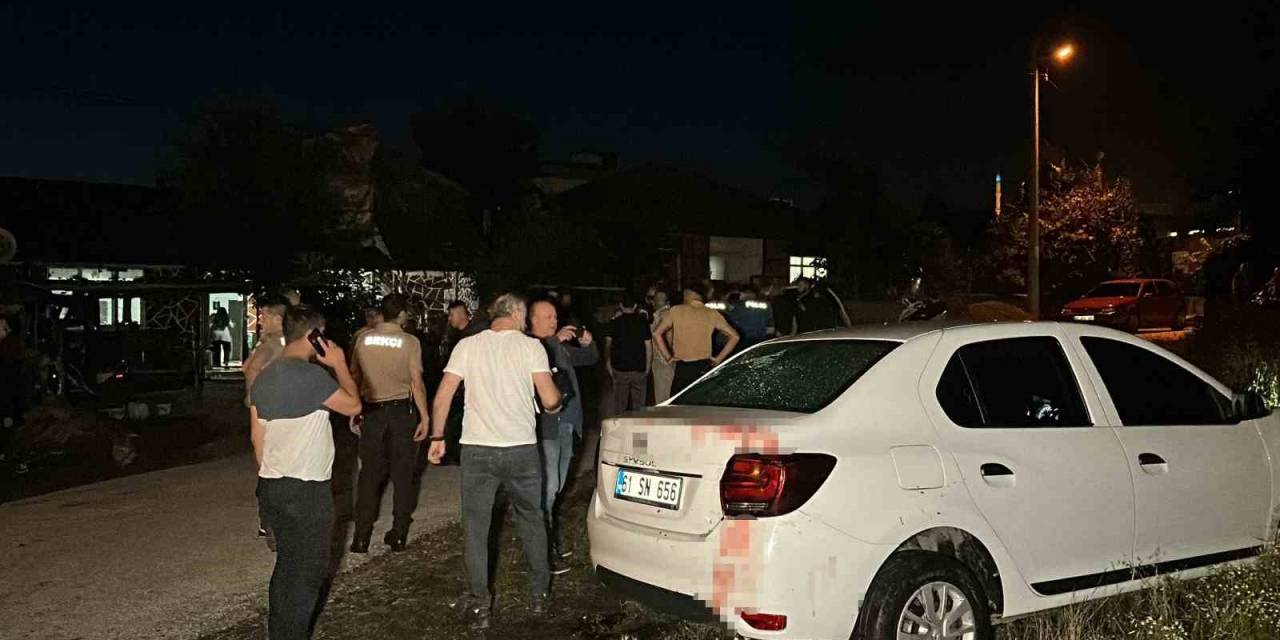 Düzce’de İki Aile Arasında Taşlı, Sopalı Ve Bıçaklı Kavga: 6 Yaralı