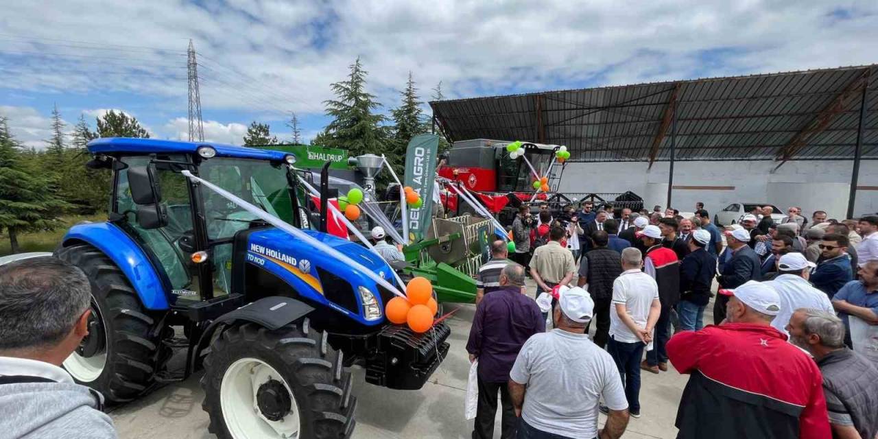 Eskişehir’de Tarla Günü’nde Çiftçiler Bilgilendi