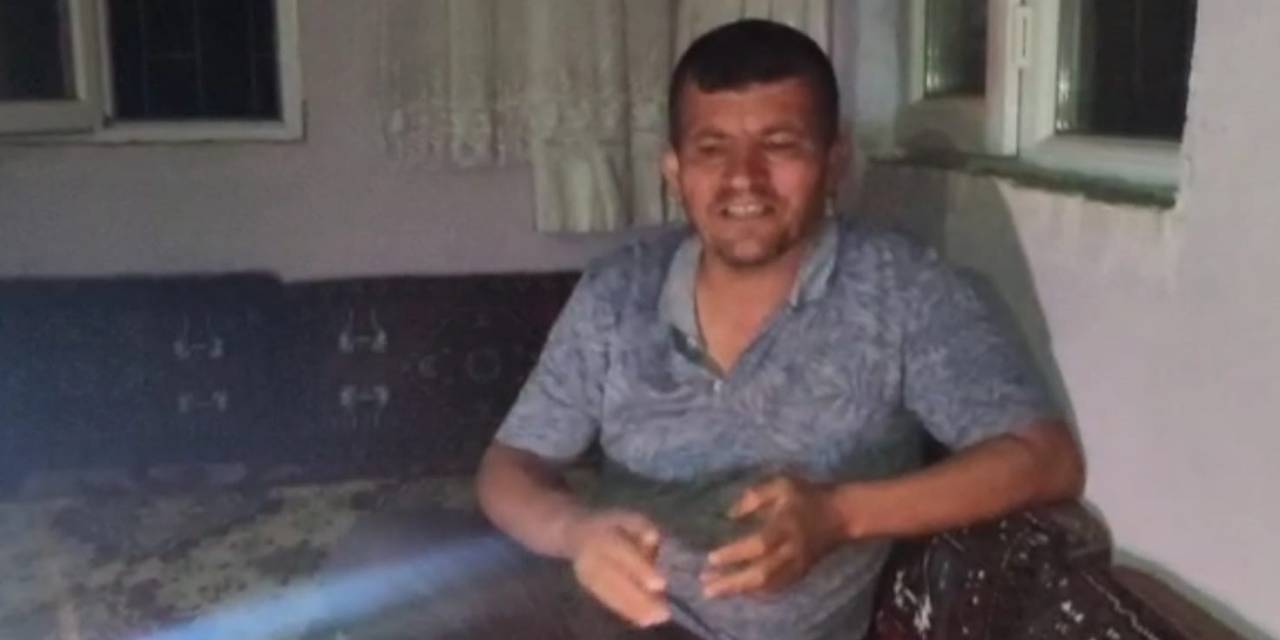 Şimşekleri Görüntülerken 5 Metre Yanına Yıldırım Düştü