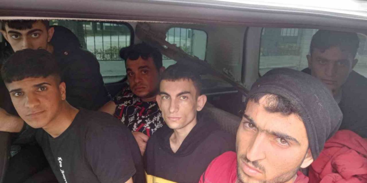 Kırklareli’nde Kaçak Göçmen Operasyonu: 2 Sürücü Yakalandı