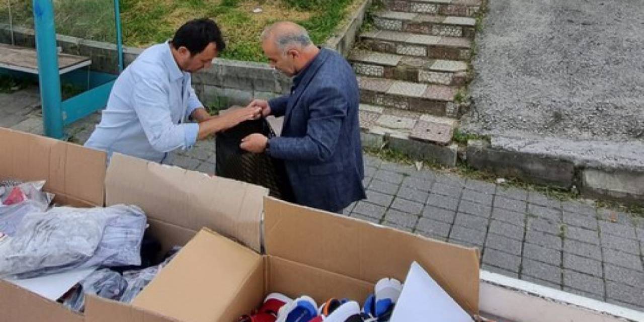 Dpü Giysibank’tan Bayram Öncesi İhtiyaç Sahibi Öğrencilere Kıyafet Ve Eşya Desteği