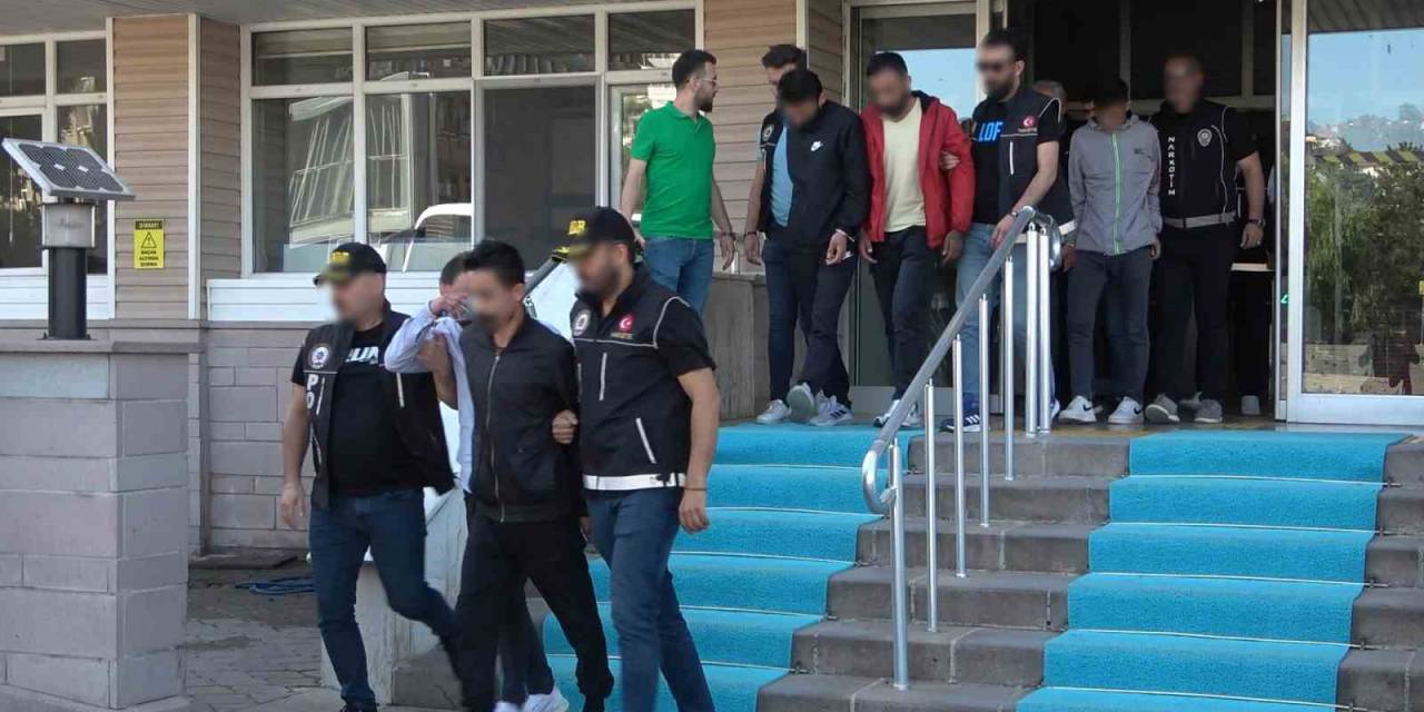 Uyuşturucu Satıcılarına Darbe, "dayı" Kod Adlı Lider Yakalandı: 14 Gözaltı