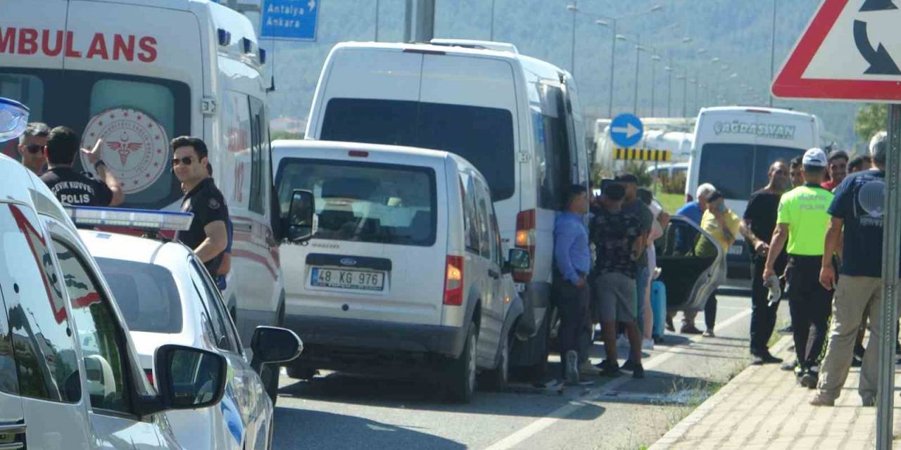 Muğla’da Zincirleme Kaza: 2 Yaralı