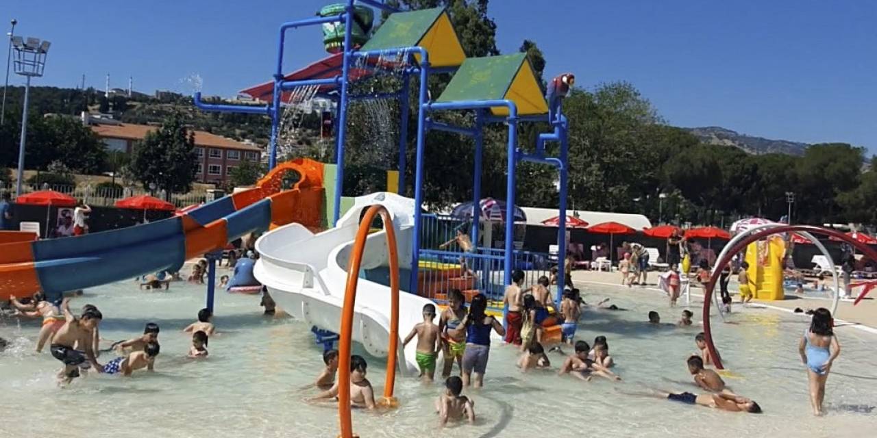 Aydın Tekstil Park Çocuklara Aquaparkıyla Da Eğlence Sunuyor