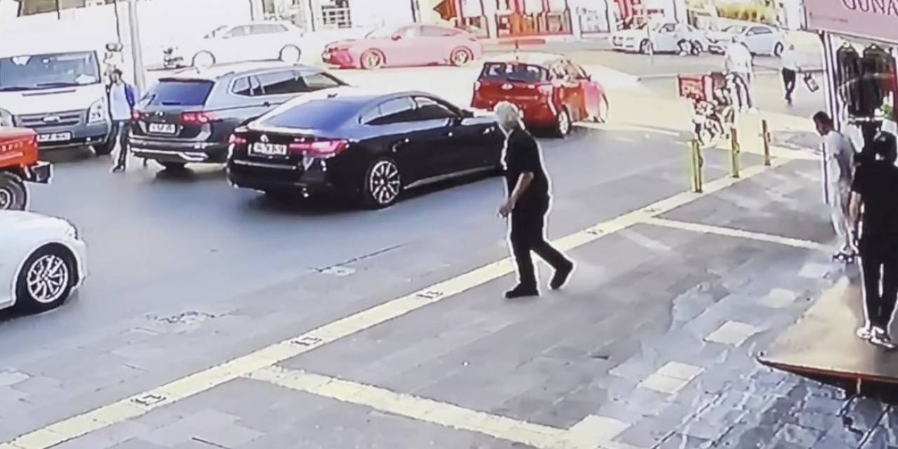 Ataşehir’de Cadde Ortasında Silahlı Saldırı Kamerada