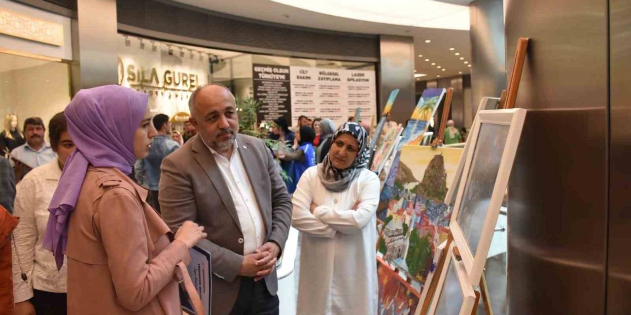 Afyonkarahisar’da ‘kültür Sanat Sokağı’ Sergisi Açıldı