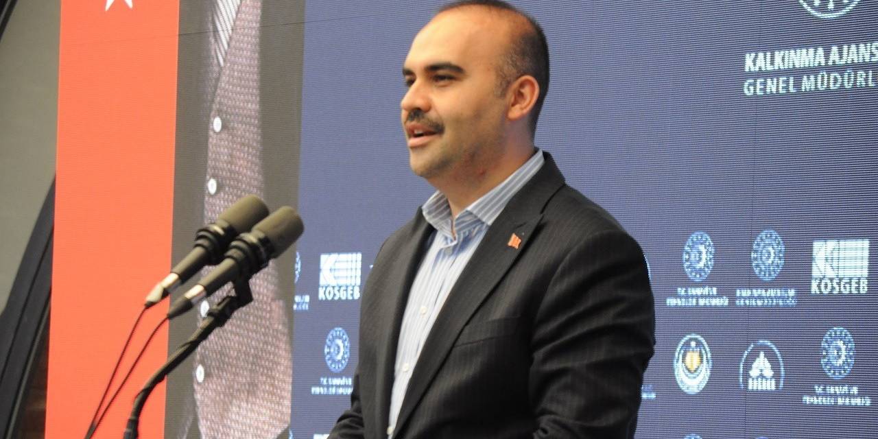 Bakan Kacır: "afet Bölgelerinde 1 Milyar Tl’lik Kalkınma Odaklı Eylem Planını Hayata Geçirdik "