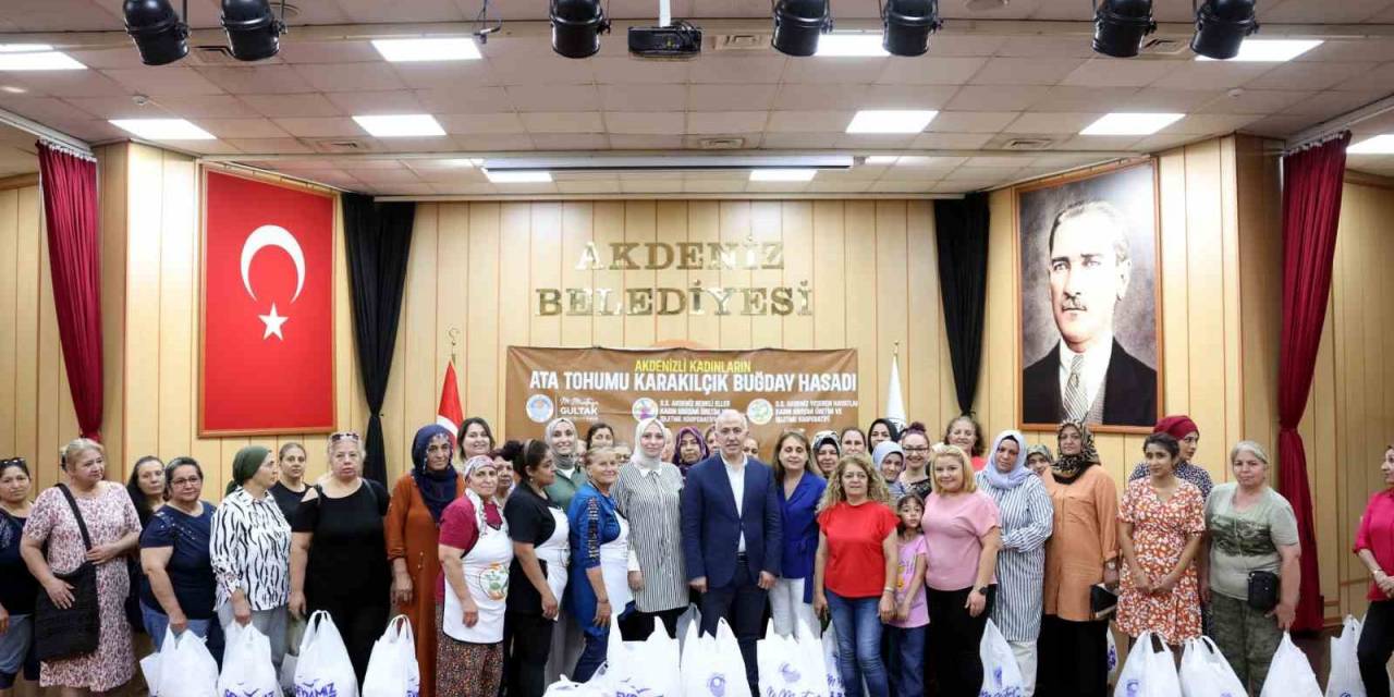 Karakılçık Buğdayından Elde Edilen Unlar, Kadın Kooperatiflere Hediye Edildi