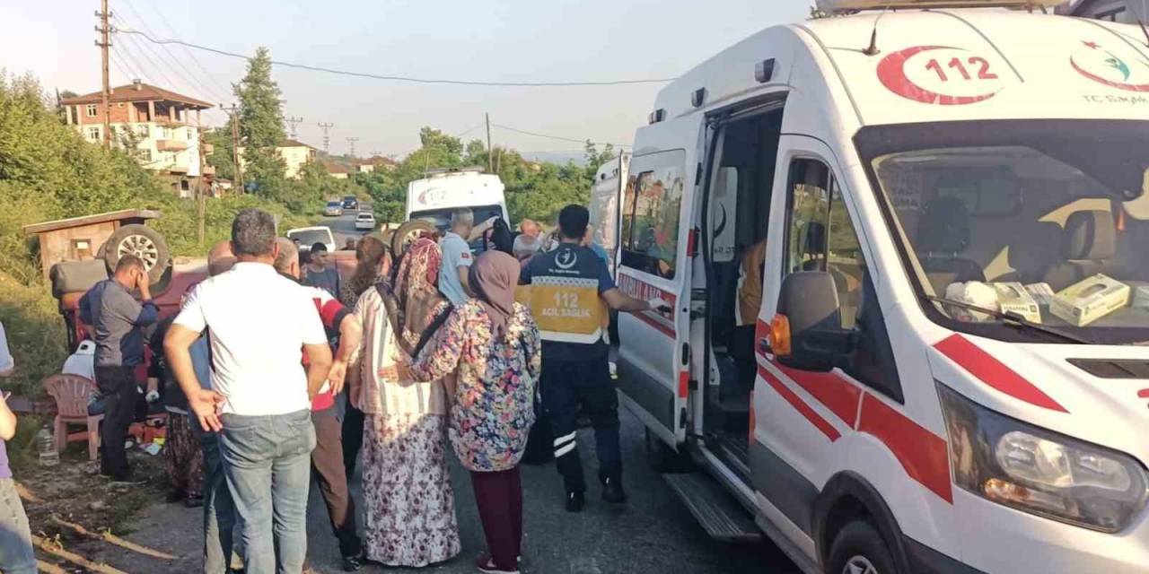 İplik Fabrikası İşçilerini Taşıyan Araç Kaza Yaptı: 7 Yaralı