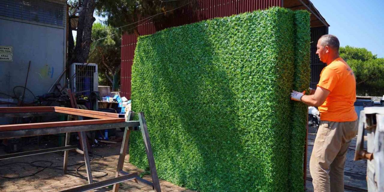 Yeşil Ayvalık’a Yemyeşil Çöp Konteynerleri