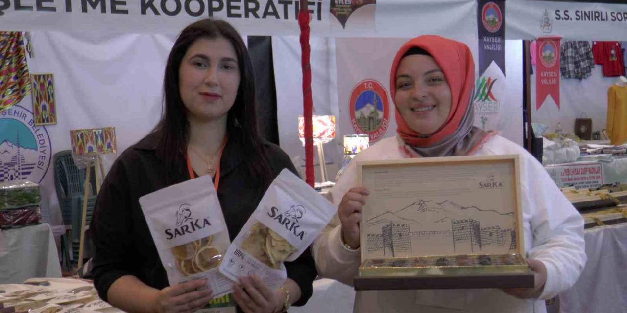 Bayram Çikolataları Kadınlardan