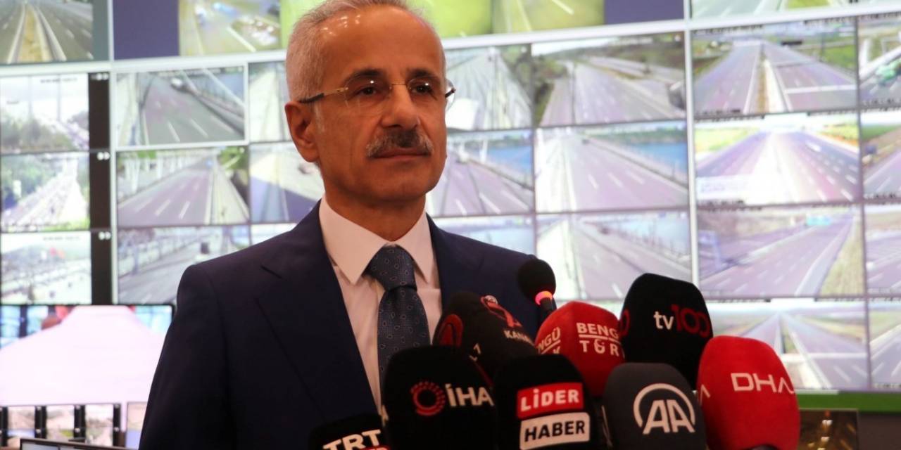 Ulaştırma Ve Altyapı Bakanı Uraloğlu, Bayram Tatili Öncesi Alınan Tedbirleri Ve Çalışmaları Anlattı